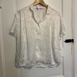 Vintage Tess white demask floral pattern sleep top blouse12